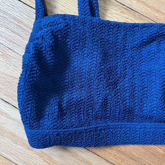 Abercrombie and Fitch Navy Blue Textured Bikini Top XXS Curve Love - Picture 2 of 7